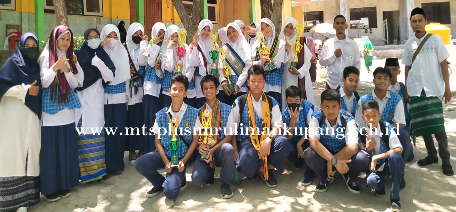 MTs Plus Nurul Iman Kupang Mengukir Sejumlah Prestasi Pada Lomba Hari Santri Nasional